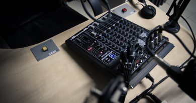 Jak zařídit domácí nahrávací studio: Průvodce akustikou a vybavením